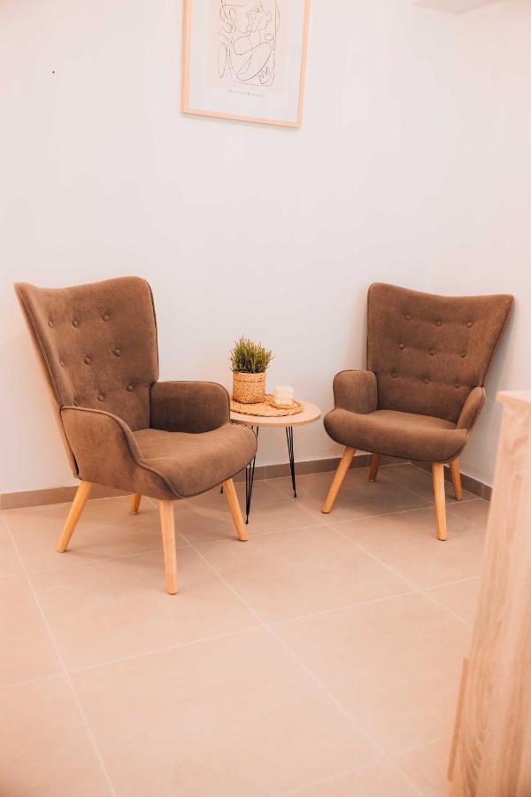 Indigo Seaside Experience Aparthotel Adelianos Kampos Luaran gambar